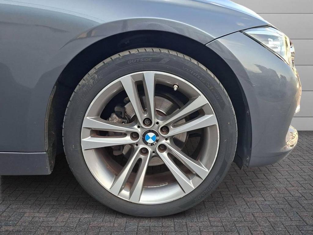 BMW Serie 3 Touring 318 d Luxury Steptronic