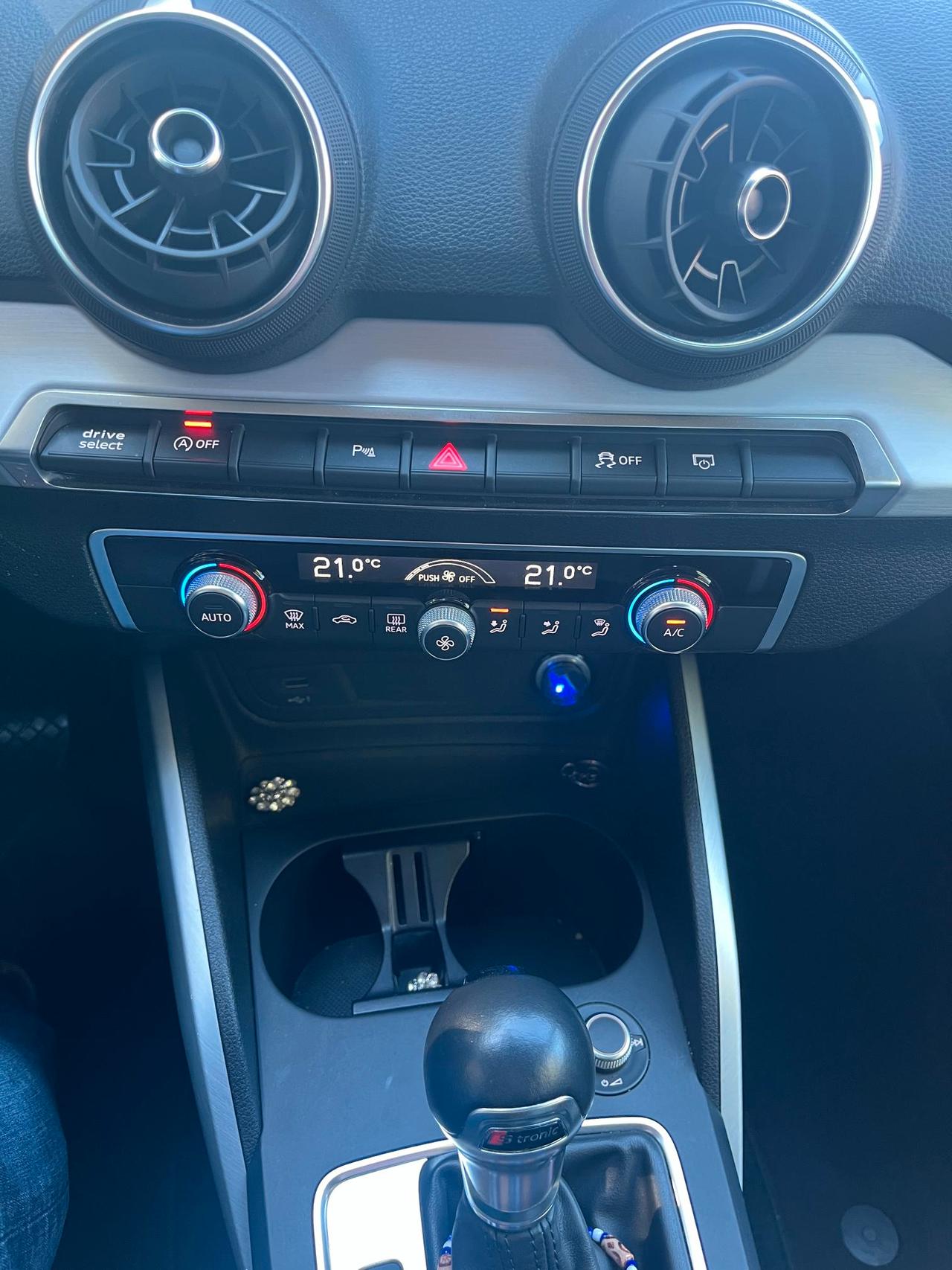 Audi Q2 30 1.6 tdi Admired s-tronic