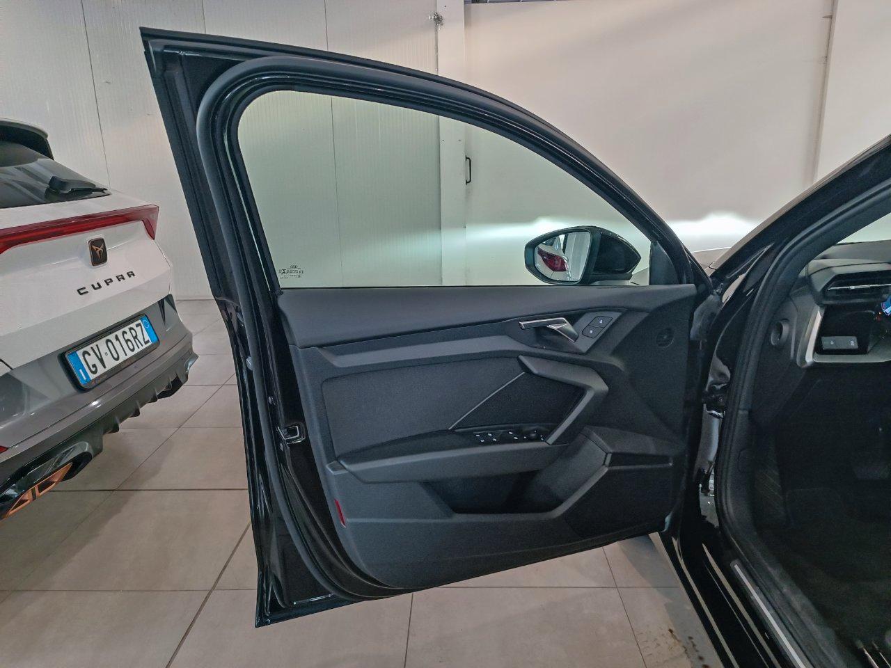 Audi A3 Sportback 30 1.0 tfsi mhev s-tronic