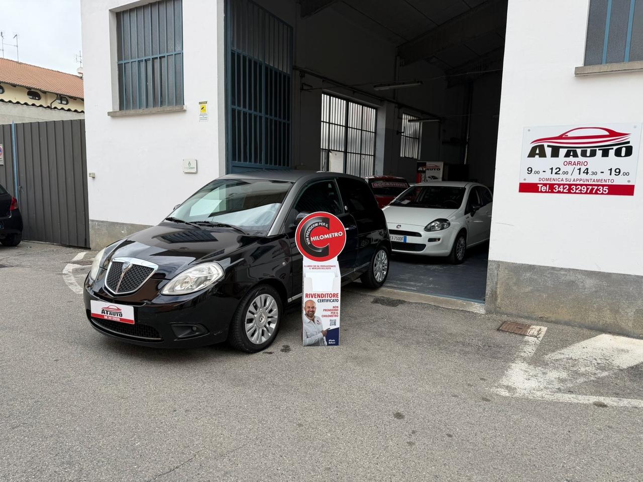 Lancia Ypsilon 1.4 New Oro Ecochic GPL