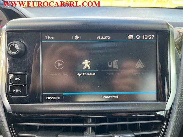 PEUGEOT 2008 BlueHDi 100 S&S Allure