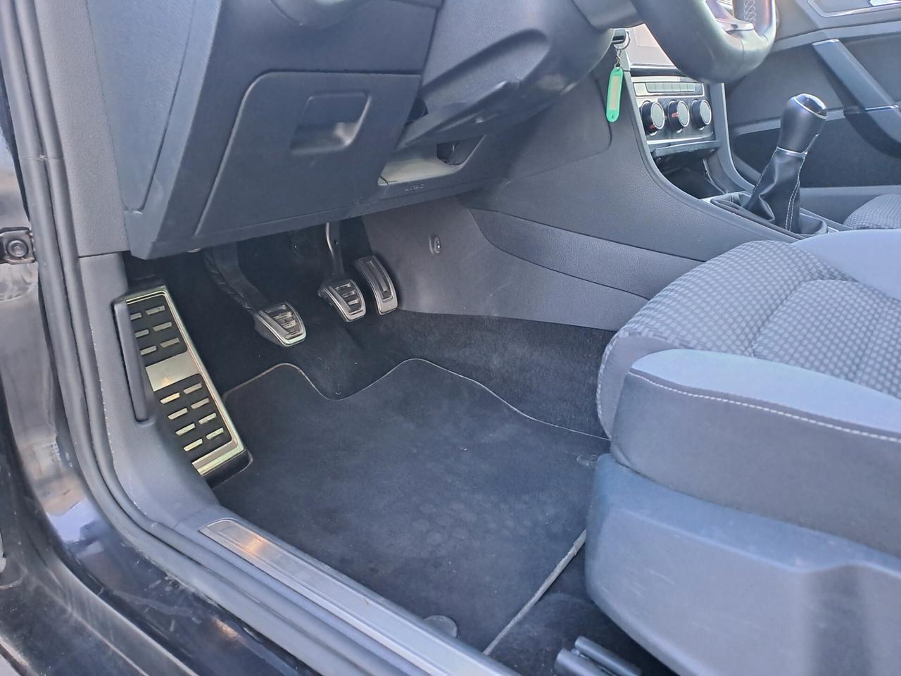 Volkswagen Golf 7.5 2.0 TDI R LINE 150 CV 2020 29MILA KM