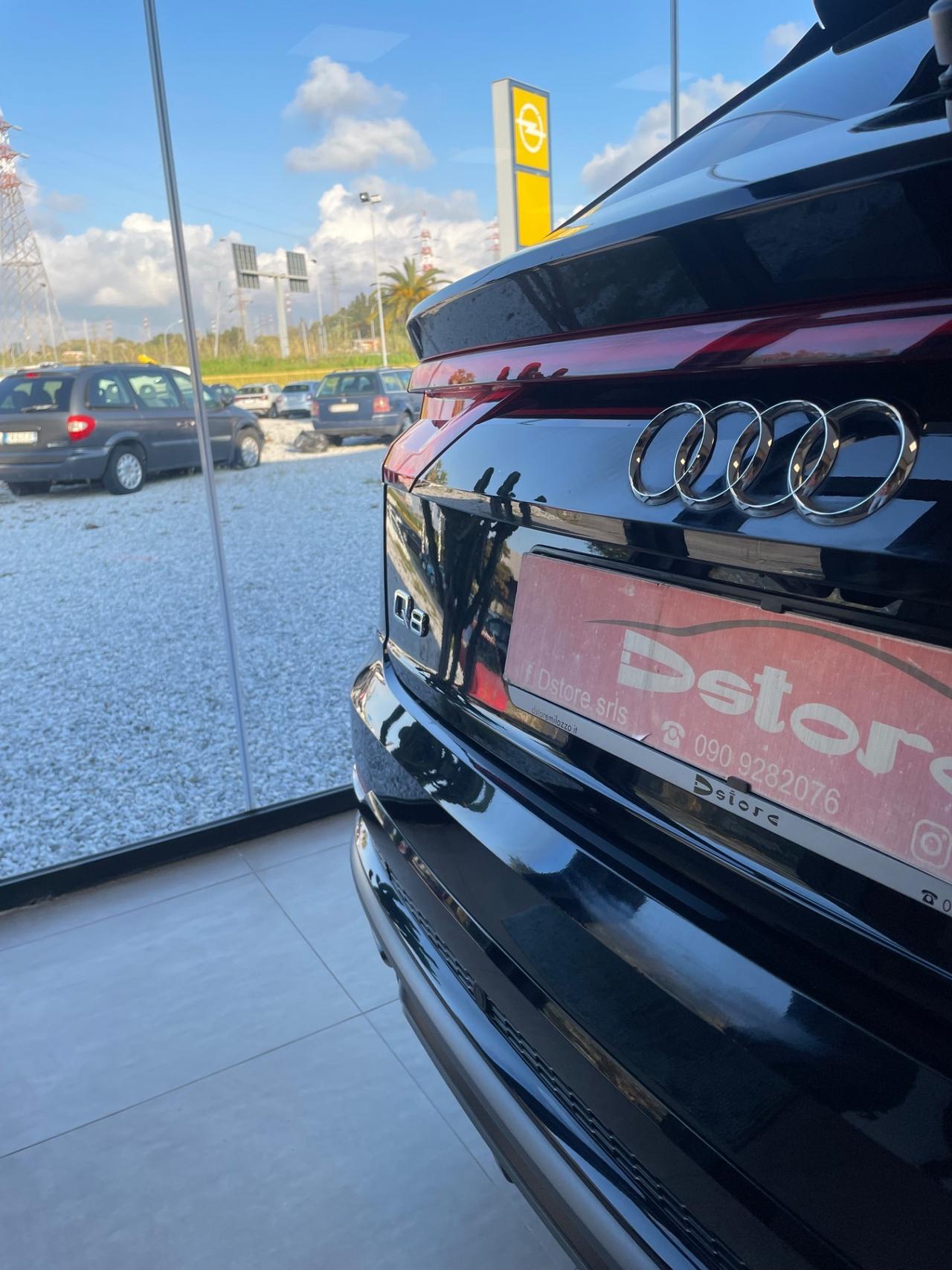 Audi Q8 55 TFSI quattro tiptronic Sport