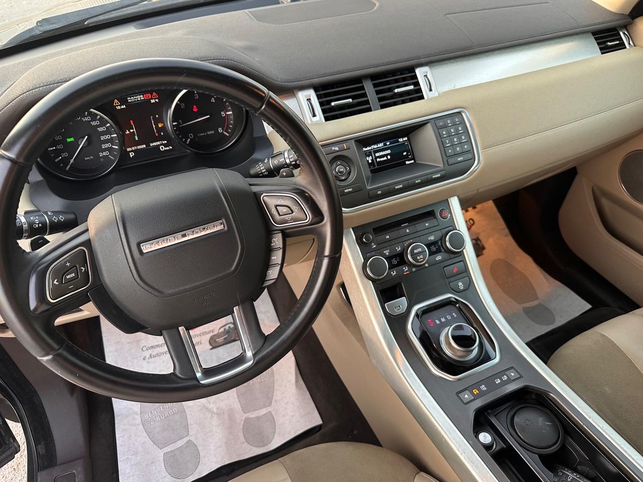 Evoque 2012 2.2 TD4 5p. Pure 150CV AUT Bicolore
