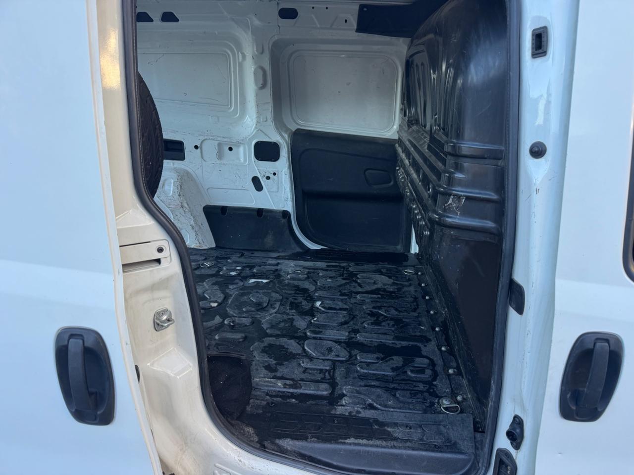 Fiat Doblo Doblò 1.4 T-Jet Natural Power PL-TN Cargo Maxi Lamierato