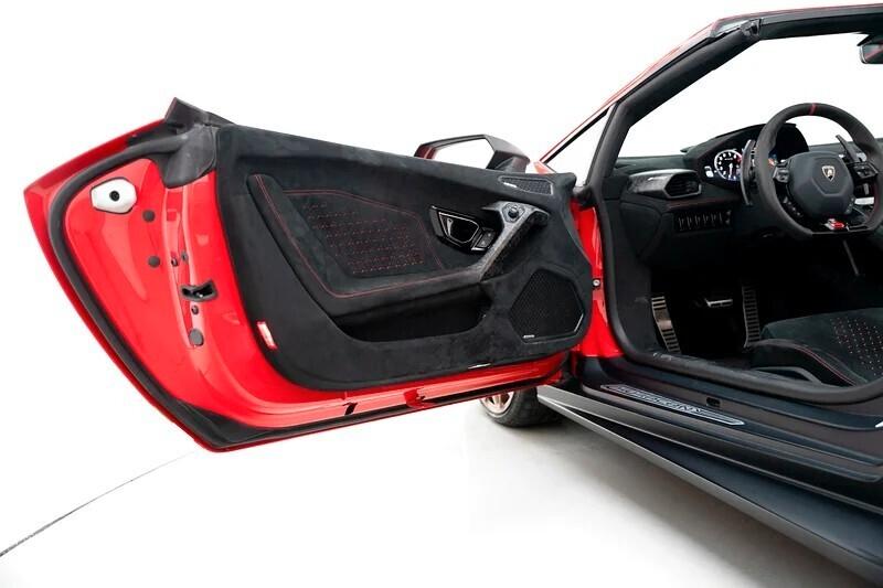 Lamborghini Huracàn Performante 5.2 V10 NOLEGGIO LUNGO TERMINE - LEASING FULL INCLUSIVE