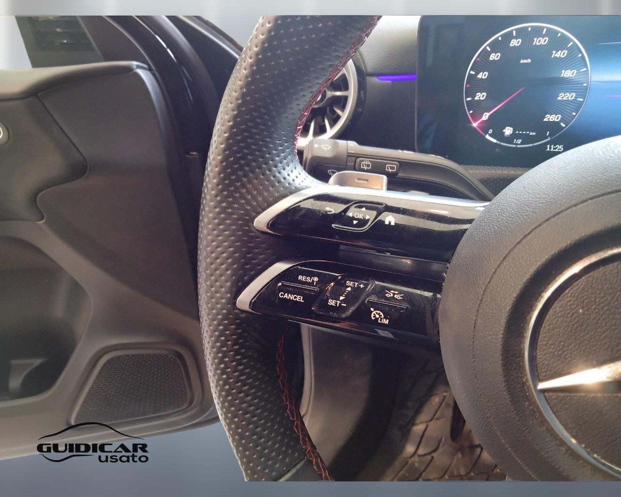 Mercedes-Benz Classe A - W177 2023 - A 180 d AMG Line Advanced Plus auto