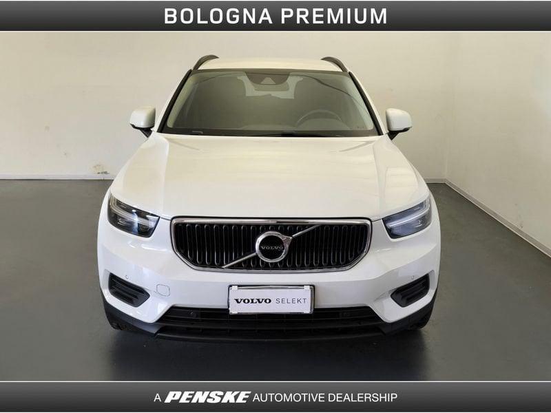 Volvo XC40 T2 Geartronic Momentum Core N1 - AUTOCARRO