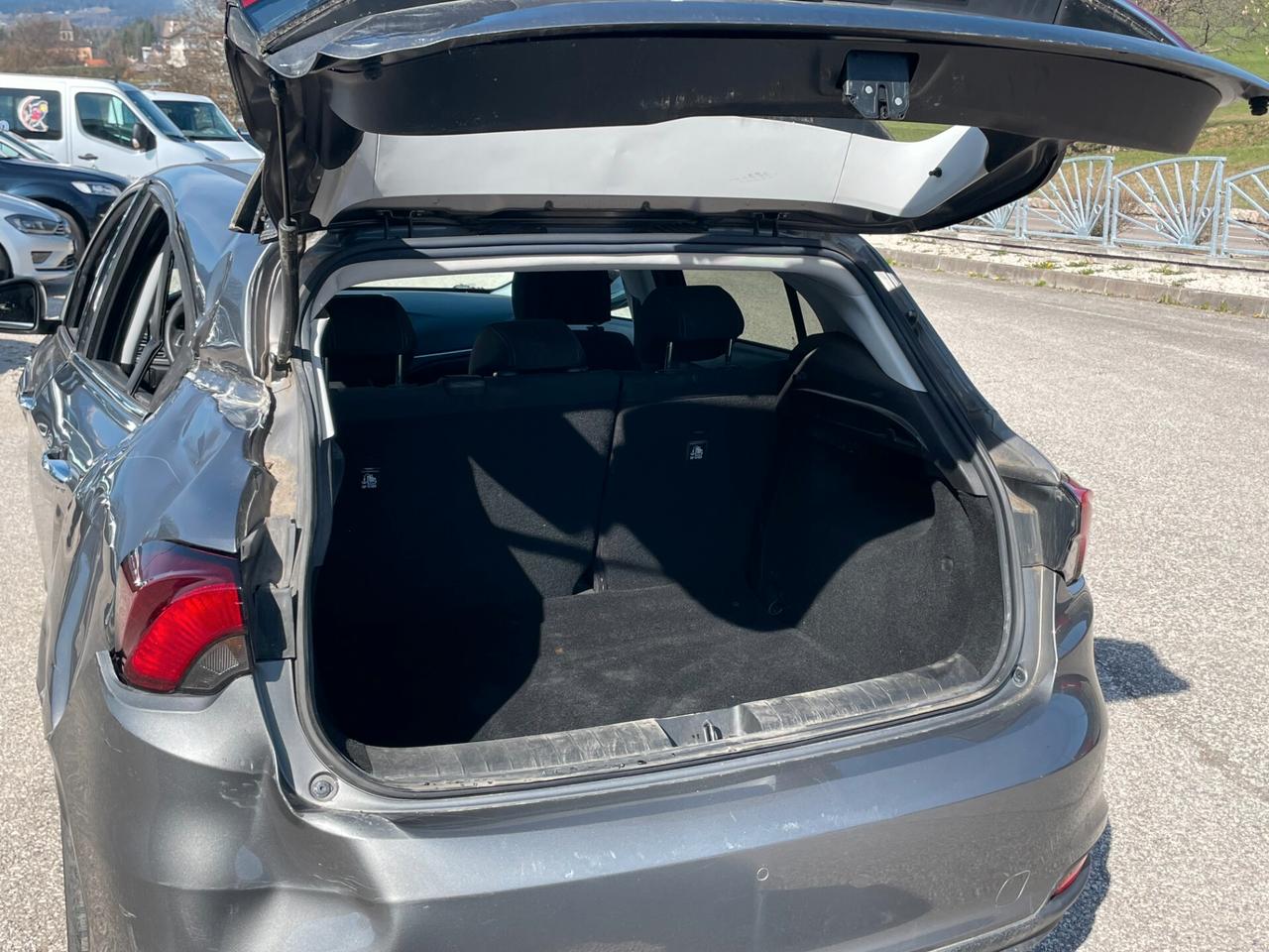 Fiat Tipo 1.4 5 porte Lounge "INCIDENTATA"