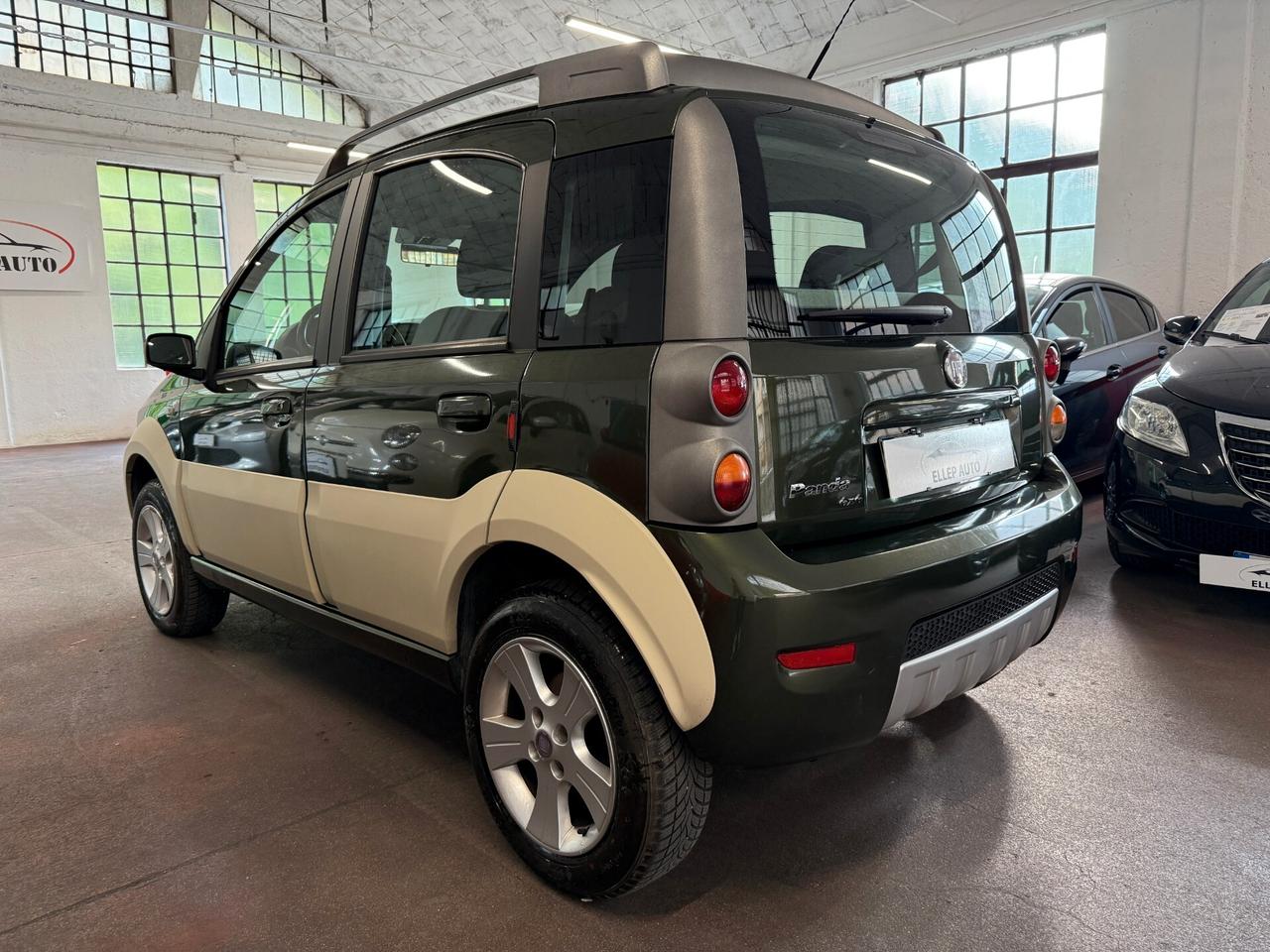 Fiat Panda 1.3 MJT 16V 4x4 Cross PARI AL NUOVO !!