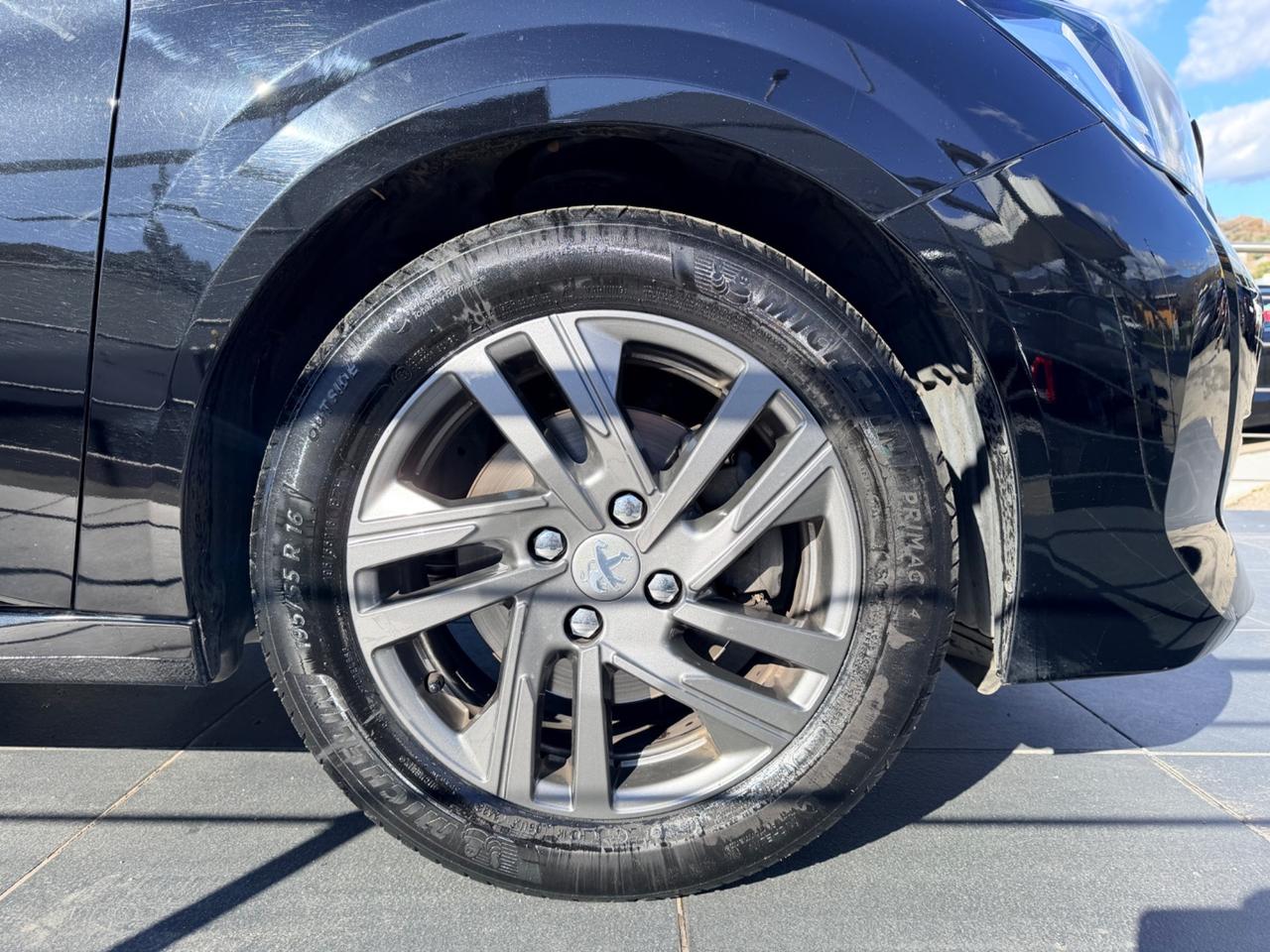 Peugeot 208 PureTech 100 Stop&Start 5 porte Allure