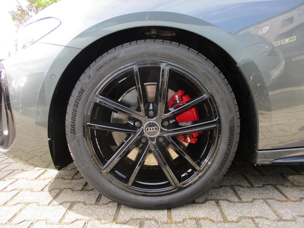 Audi A5 Avant 2.0 tdi mhev+ S line edition quattro 204cv s-tronic Black