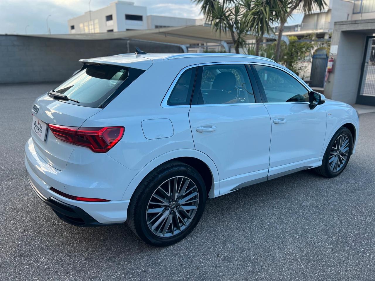 Audi Q3 35 2.0 tdi 150cv S line edition s-tronic LED/LUCI