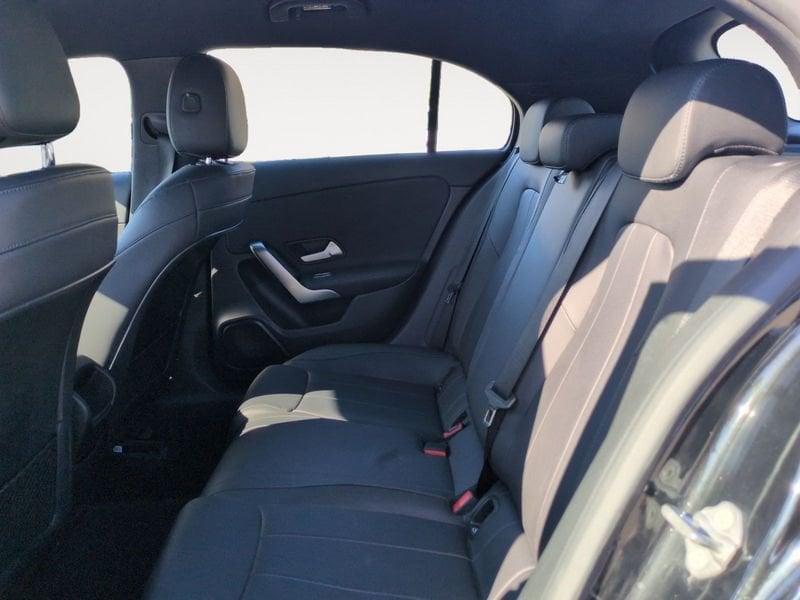 Mercedes-Benz Classe A A 180 d Sport auto