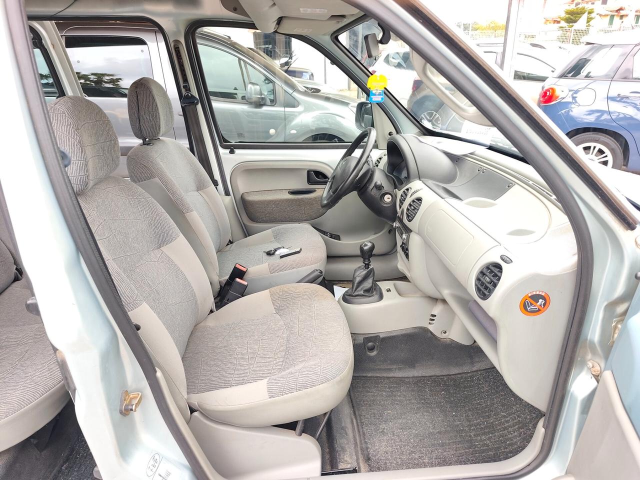 Renault Kangoo 1.2 BENZINA 5 POSTI