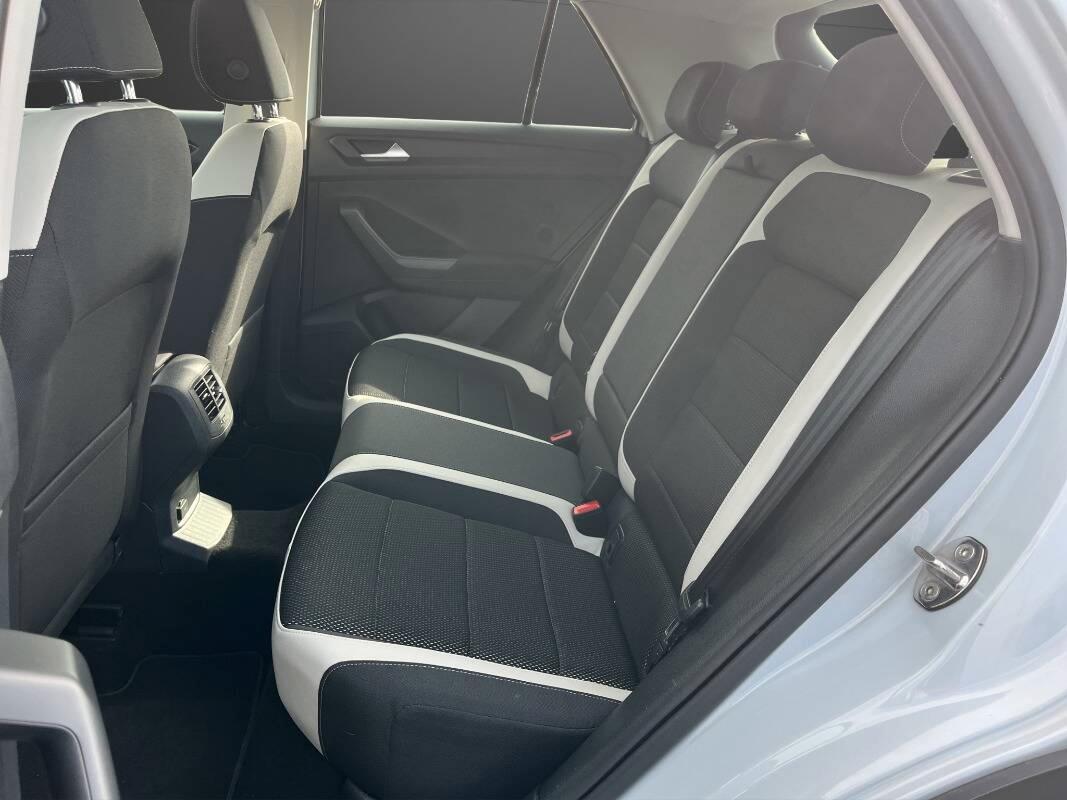 Volkswagen T-Roc 1.0 tsi Advanced