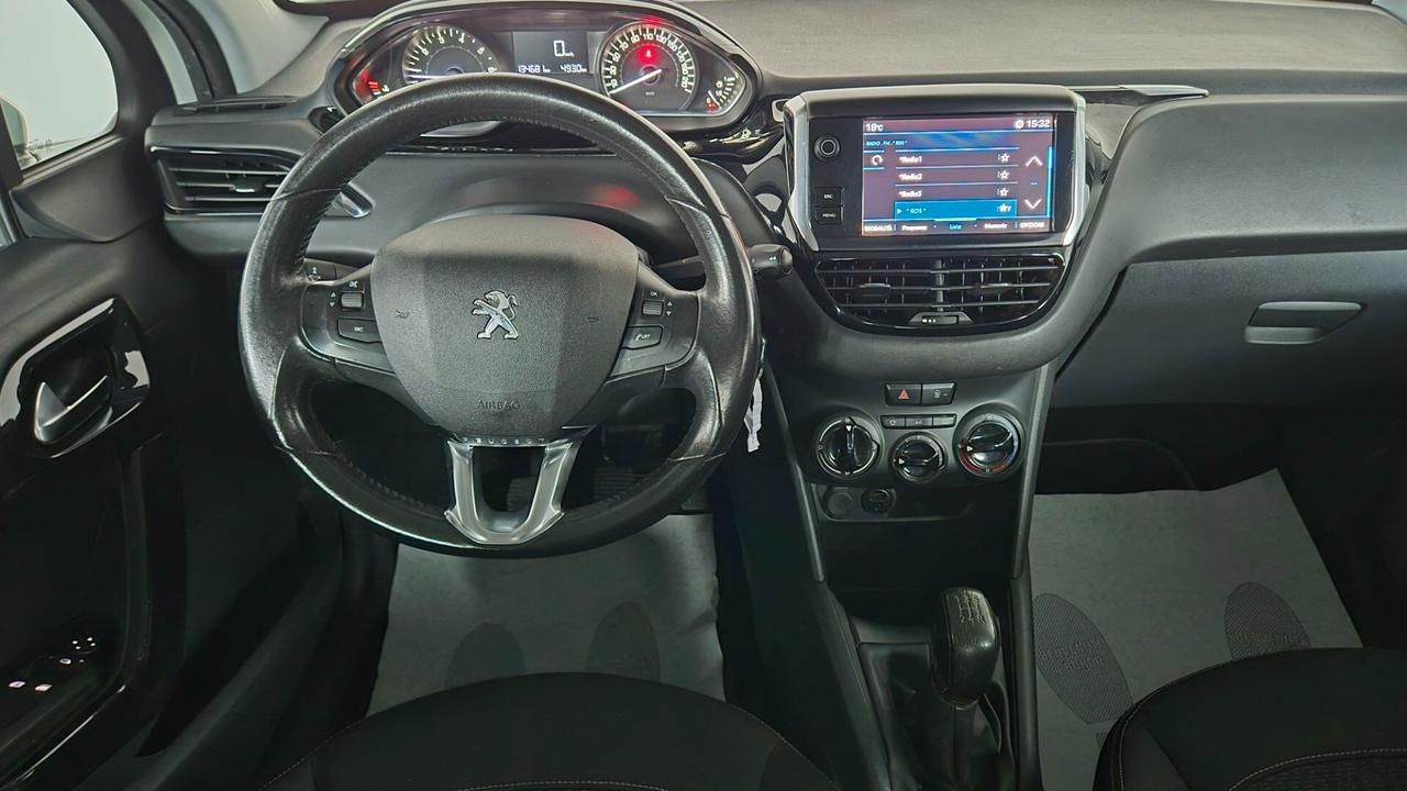 Peugeot 208 PureTech 82 5 porte Allure