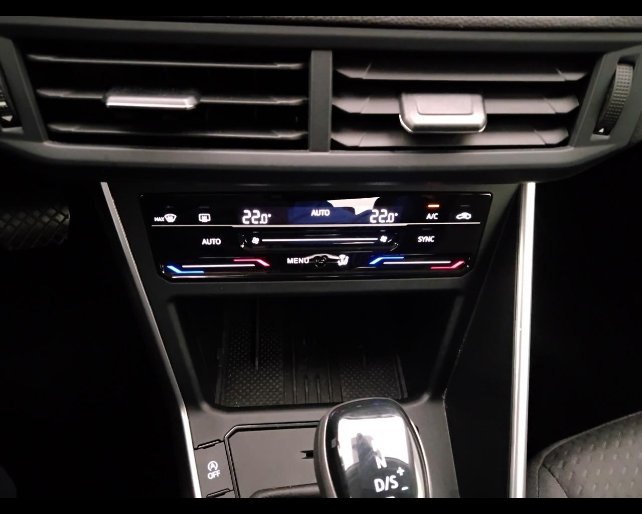 VOLKSWAGEN Polo VI 2022 - Polo 1.0 tsi Life 95cv dsg