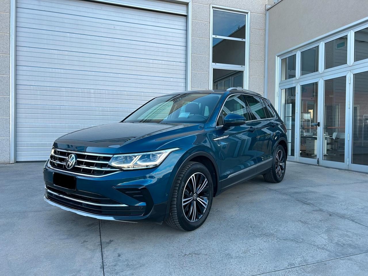 Volkswagen Tiguan 2.0 TDI 150 CV SCR DSG Elegance