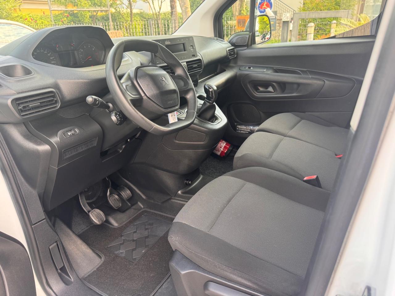 Peugeot PARTNER 1.5 BLUEHDI 100Cv PERFETTO PRONTA CONSEGNA
