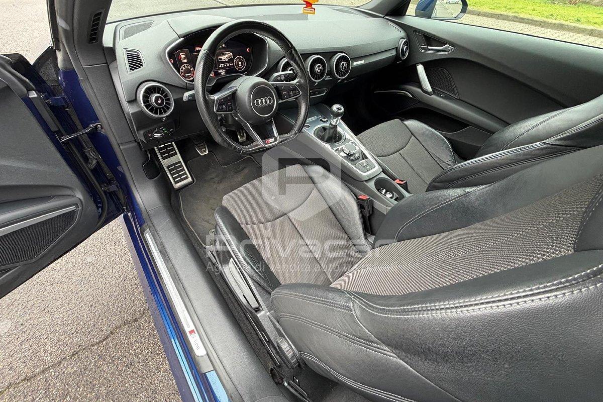 AUDI TT Coupé 2.0 TFSI S line