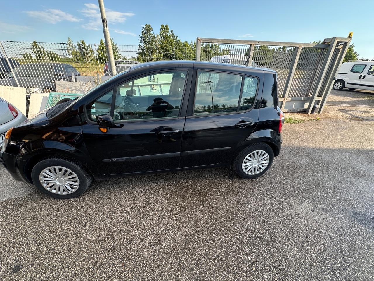 Renault Modus 1.5 dCi 85CV