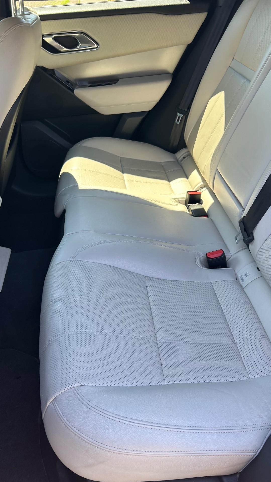 Land Rover Range Velar 2.0D I4 240 CV R-Dynamic SE black edition
