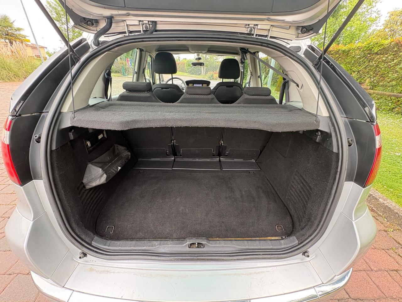 Citroen C4 Picasso 1.6 E-HDI OK per neopatentati!!