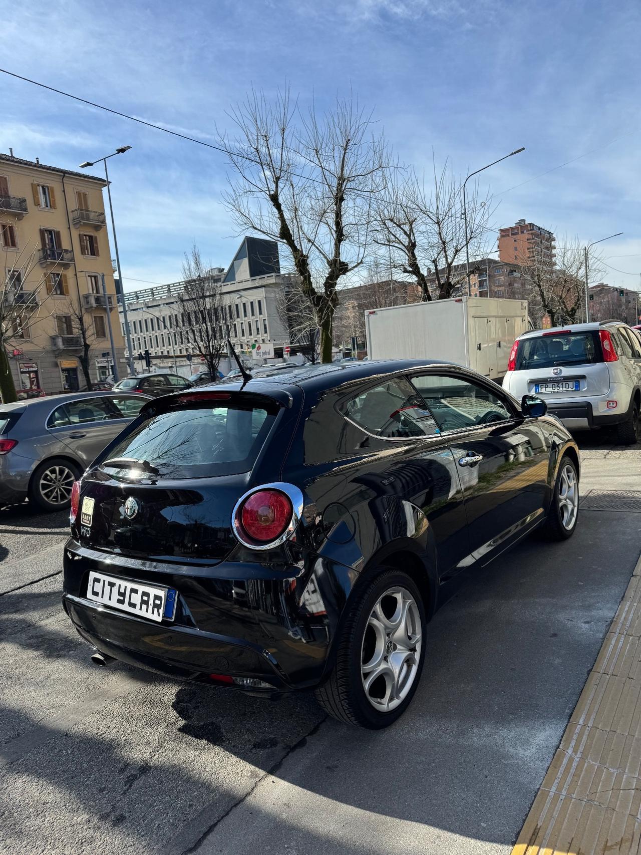 Alfa Romeo MiTo 1.4 T 120 CV GPL Distinctive Sport