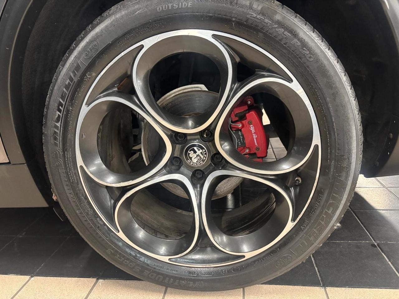 Alfa Romeo Stelvio 2.2 Turbodiesel 190 CV AT8 Q4 B-Tech