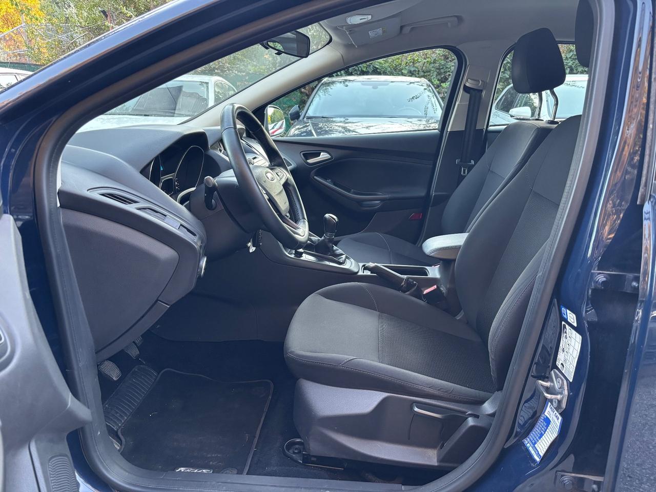 Ford Focus 1.0 benzina 5 porte