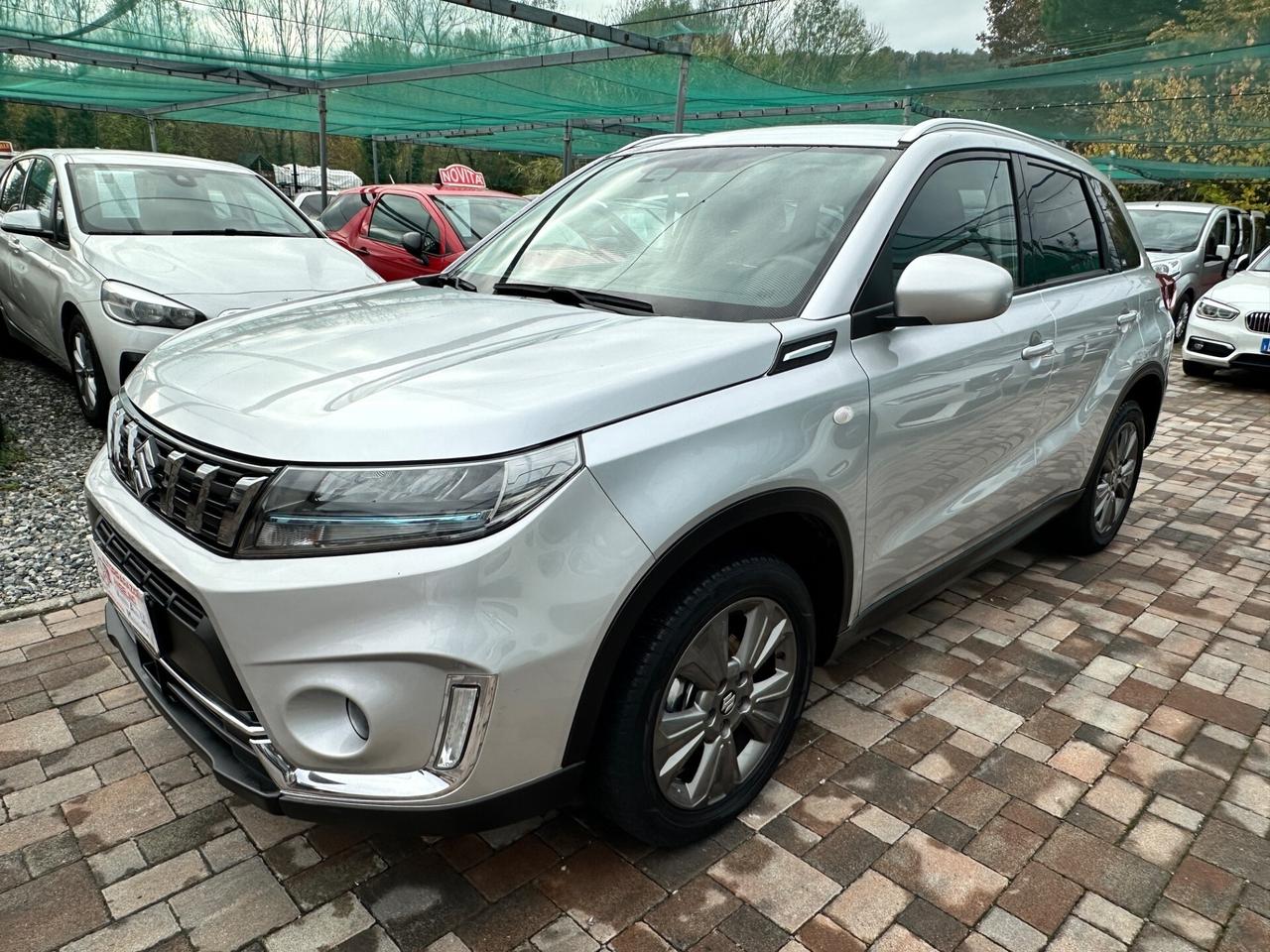 Suzuki Vitara 1.4 Hybrid Top