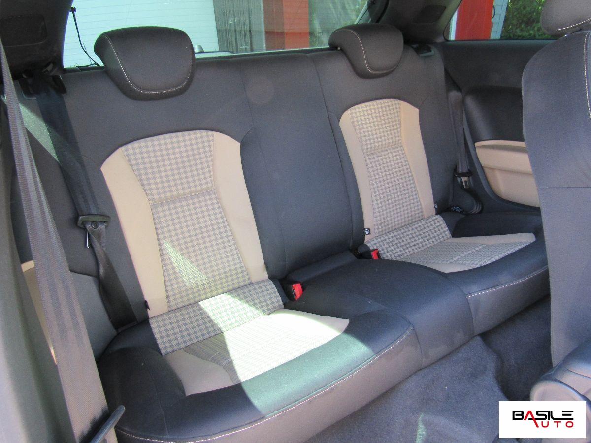 AUDI - A1 - 1.6 TDI S-LINE