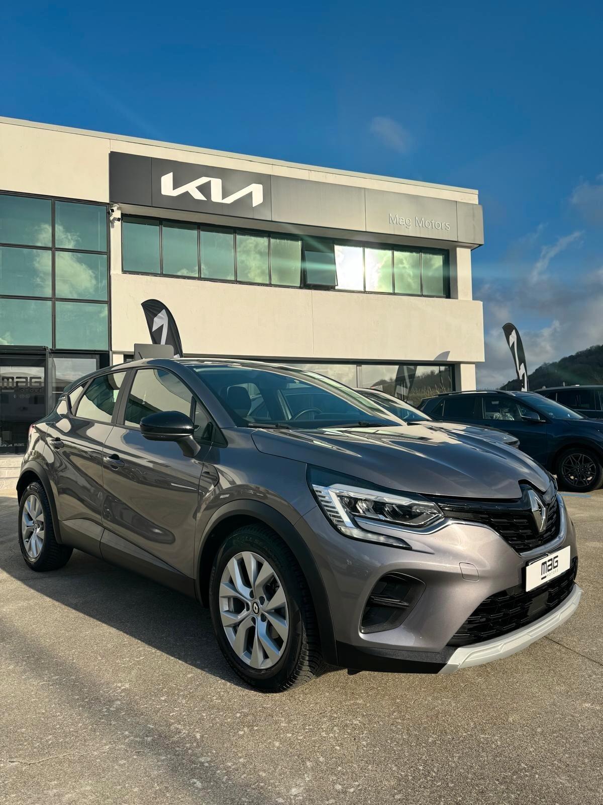 Renault Captur TCe 12V 90 CV Business IVA ESPOSTA