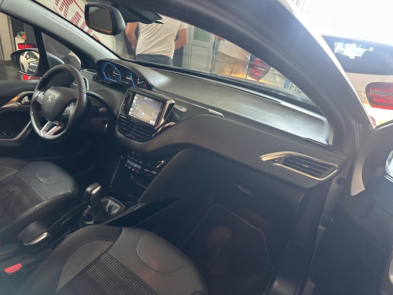 Peugeot 2008 PureTech Turbo 110 S&S Allure