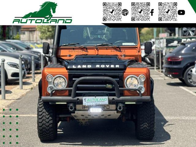 LAND ROVER Defender 110 2.4 TD4 Station Wagon SE