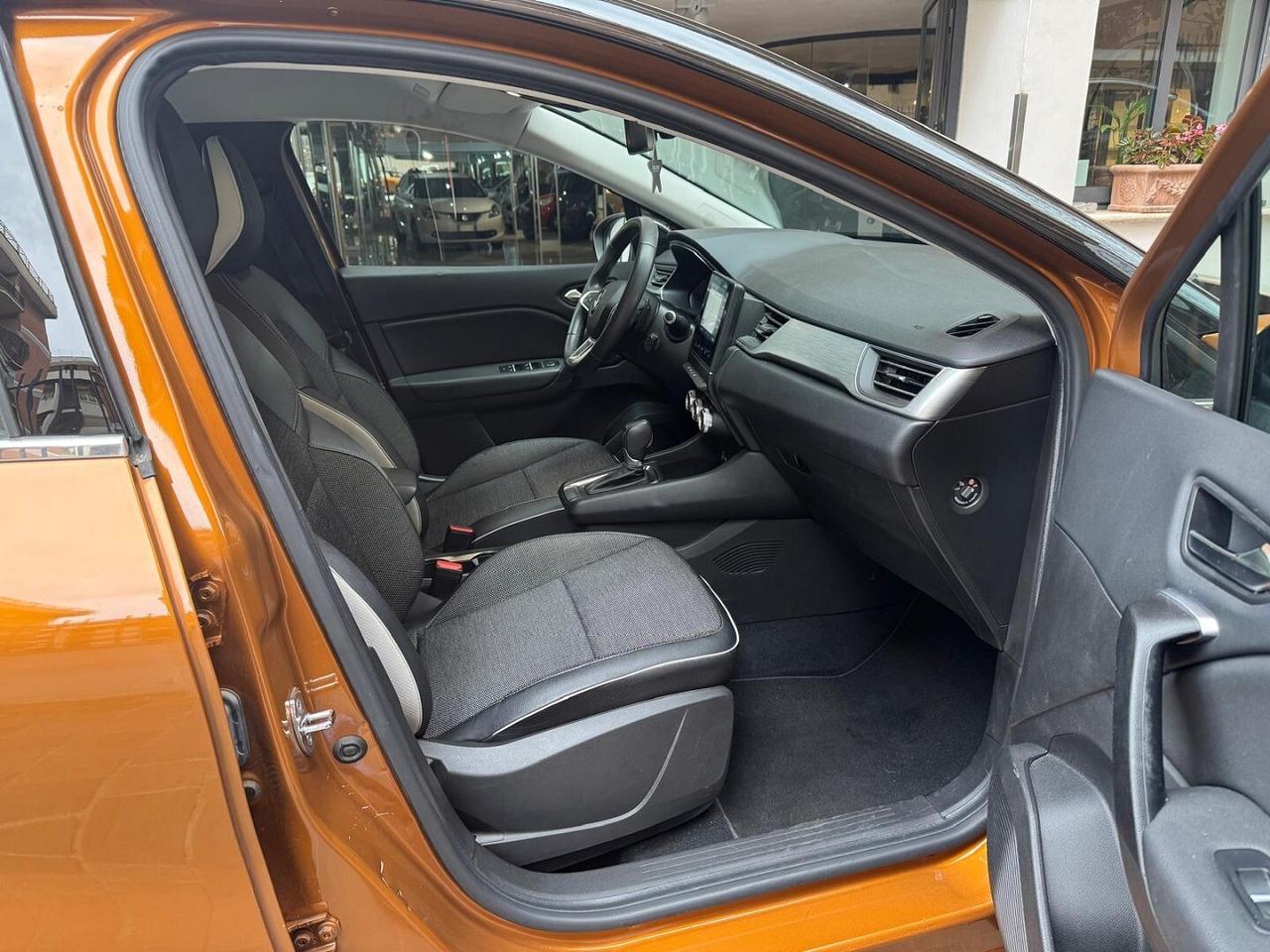 RENAULT Captur TCe 130CV EDC Fap Intens AUTOMATICA