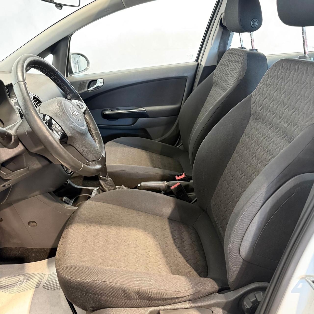 Opel Corsa 1.2 5 porte Edition