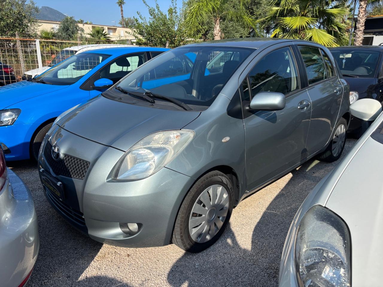TOYOTA YARIS 1.3 BENZ 87CV AUTOMATICA 5P
