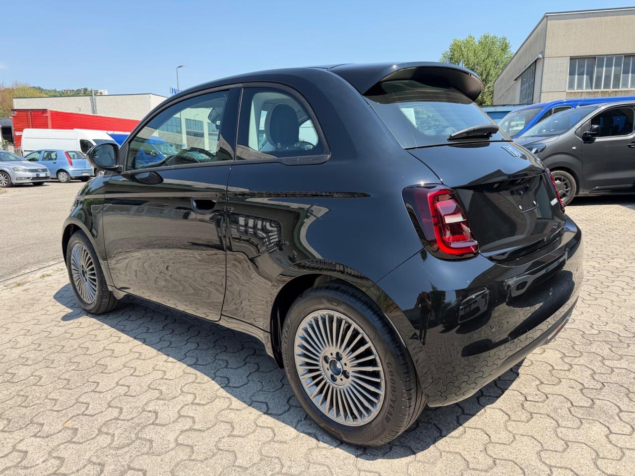 Fiat 500 Berlina Hybrid Icon