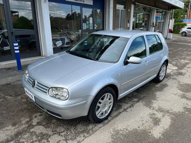 VOLKSWAGEN Golf 1.6 16V cat 5 porte Highline PARI AL NUVO