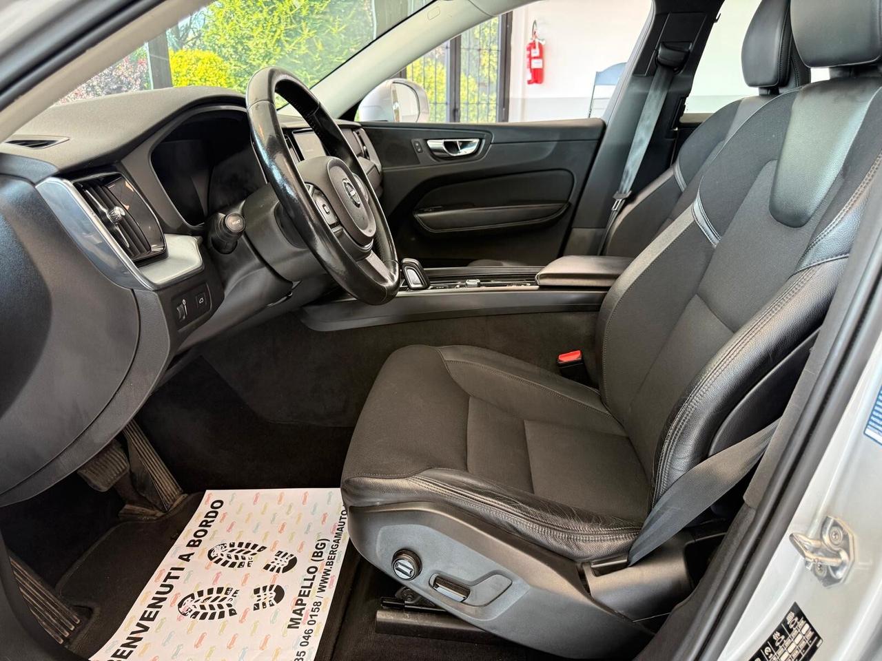 Volvo XC 60 XC60 B4 (d) AWD Geartronic Business Plus