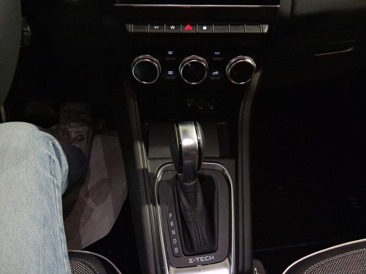 Renault Captur Full Hybrid E-Tech 145 CV Techno