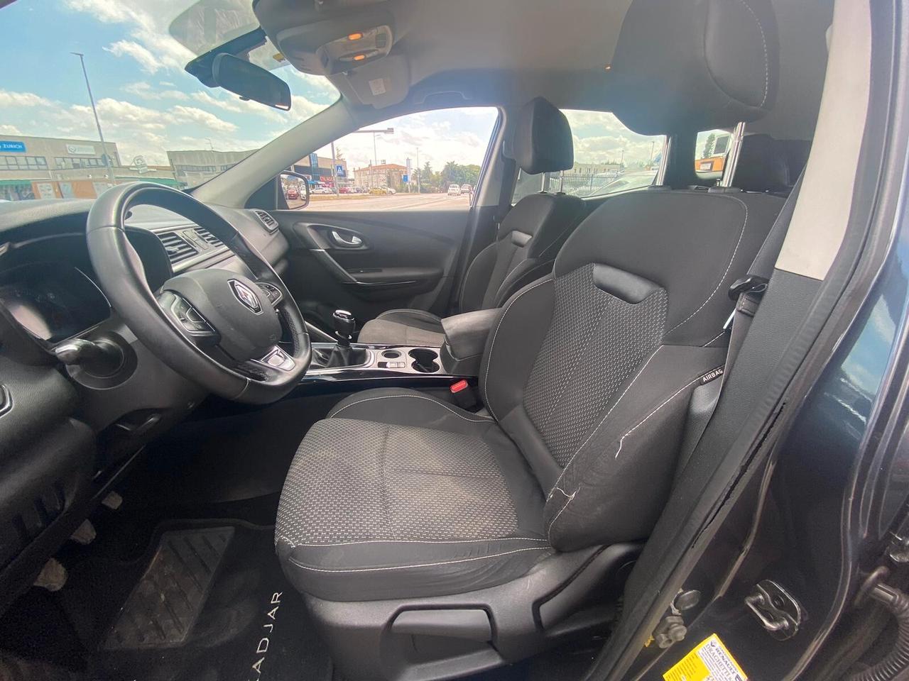 Renault Kadjar TCe 140CV FAP Black Edition