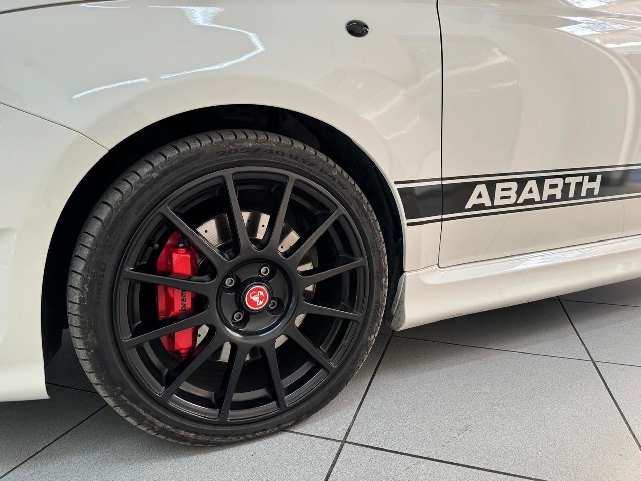 Abarth 595 Competizione 180 CV