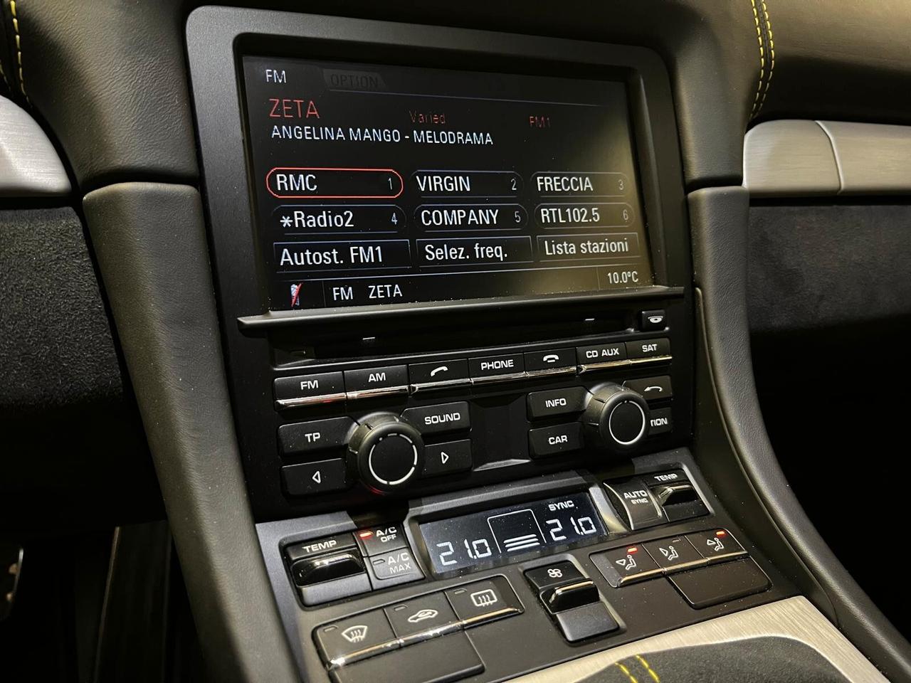 Porsche Cayman (981) GT4