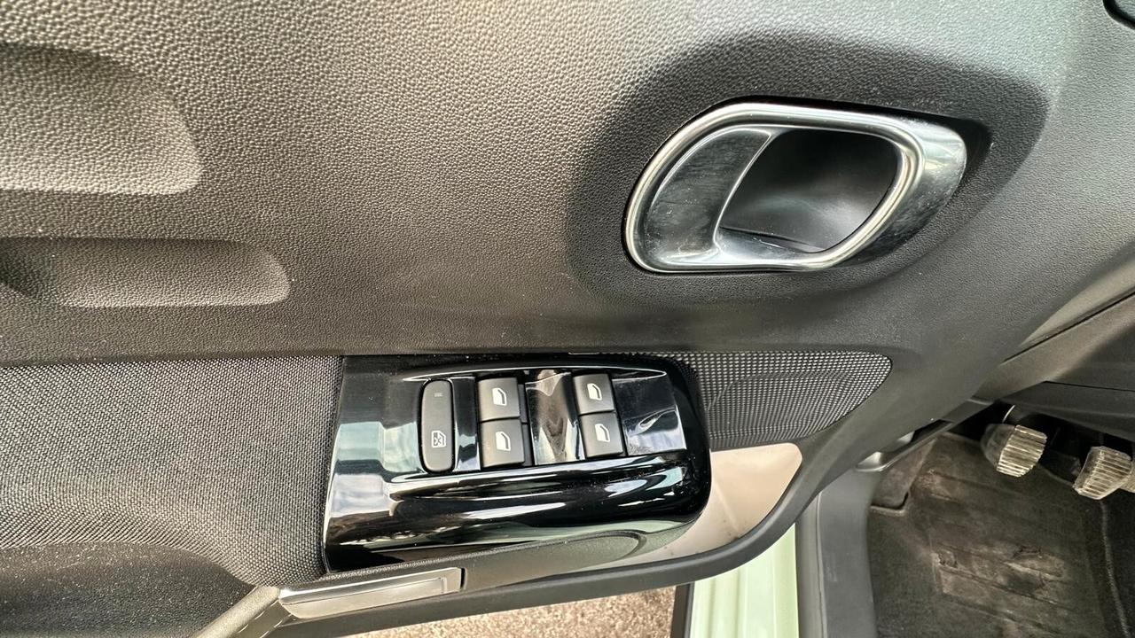 Citroen C3 PureTech 82 GPL Shine BOMBOLA VALIDA FINO A FINE 2028-UNICO PROPRIETARIO