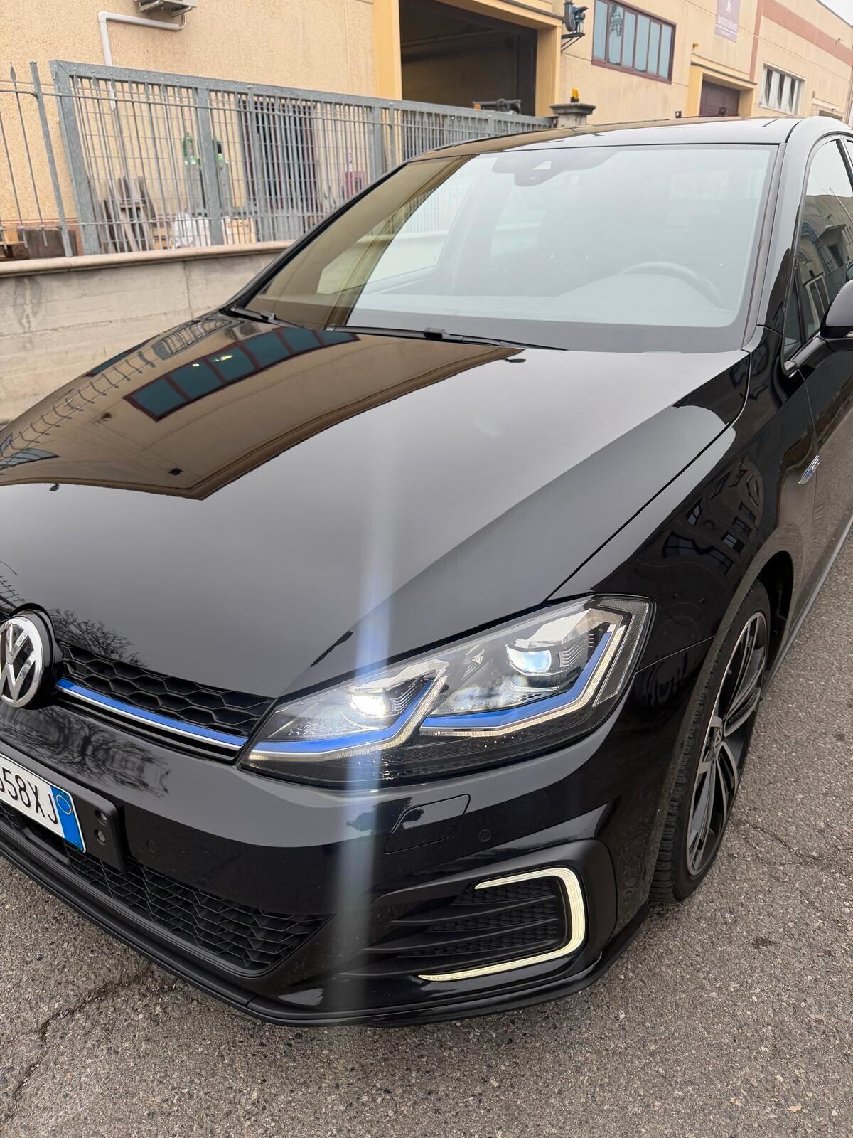 Volkswagen Golf GTI GTE 1.4 TSI DSG 5p. Plug-In-Hybrid