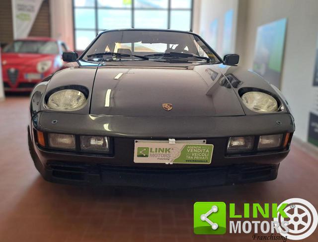 PORSCHE 928 S
