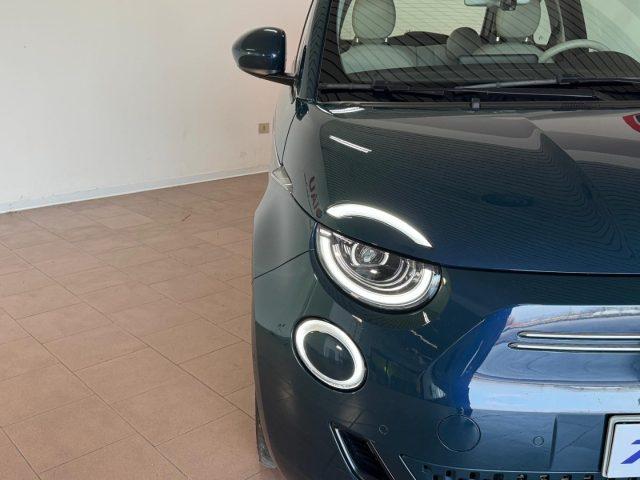 FIAT 500e 42kWh La Prima Unicoprop. 320km di Autonomia